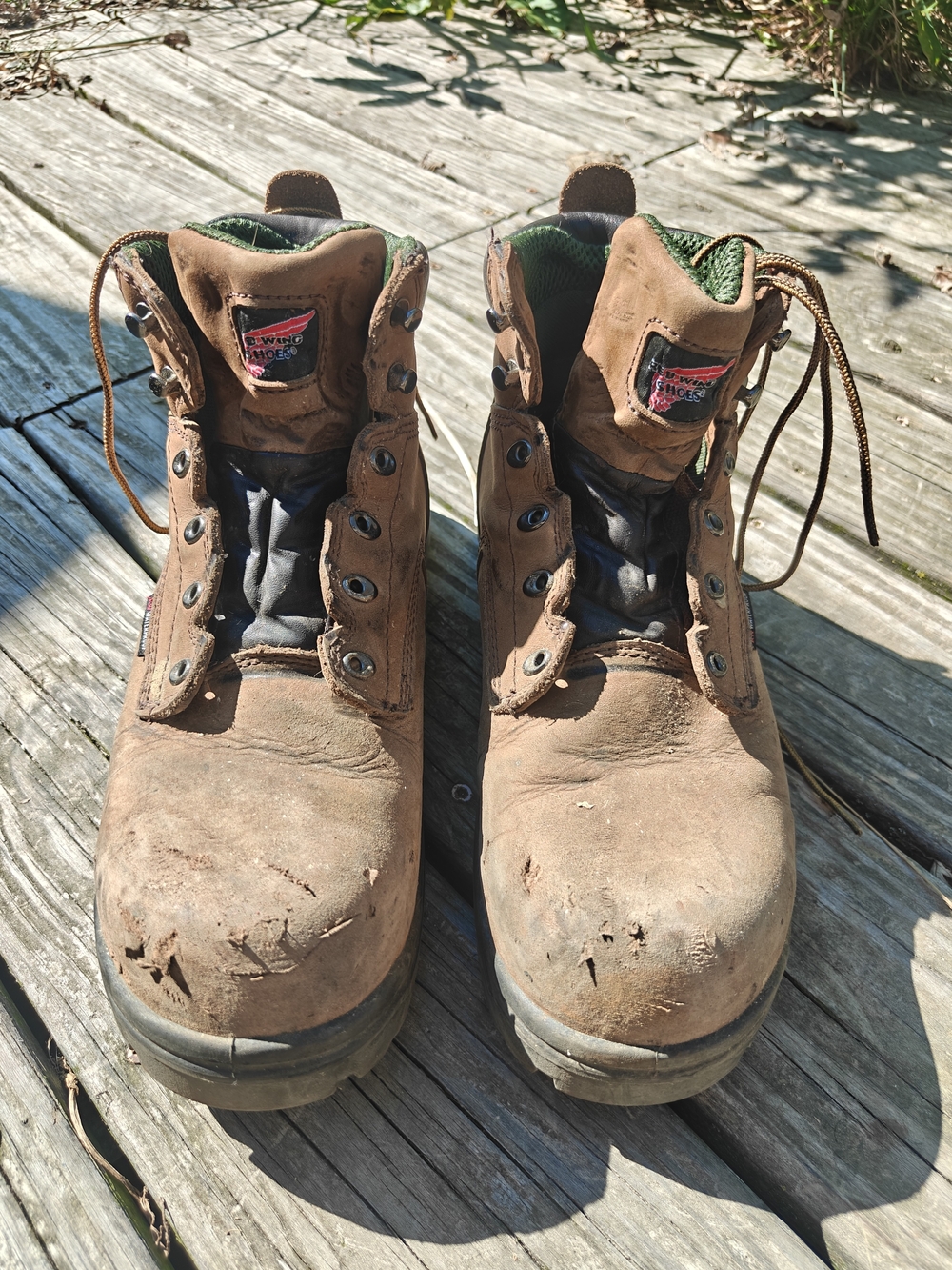 Red Wing Men's Brown Work Boots with Lace-Up High Top